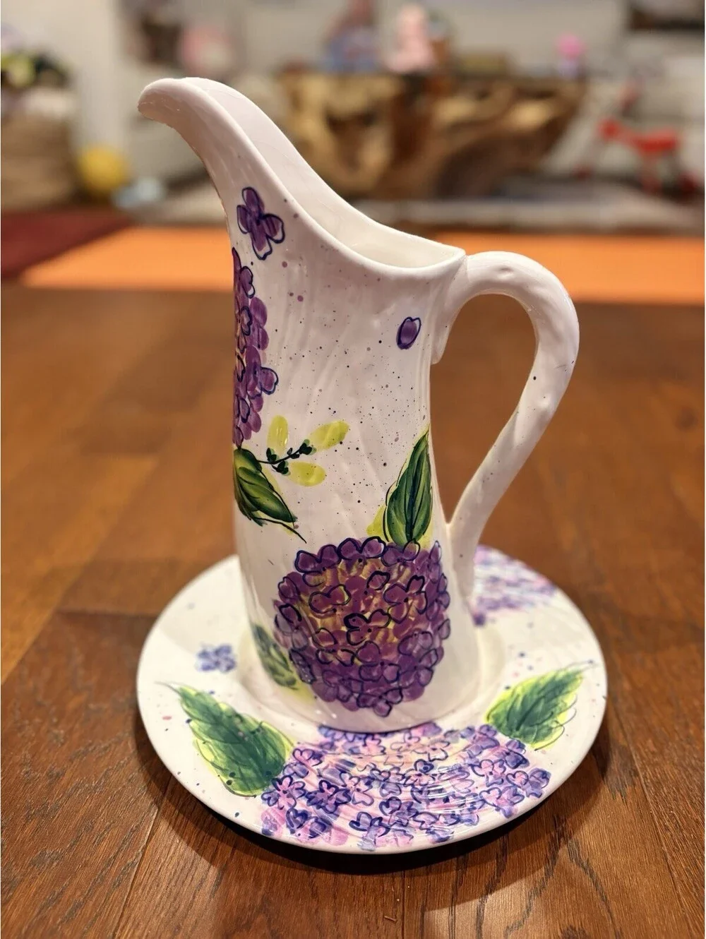 Bella Casa by Ganz Hydrangeas Handpainted Stretch Vase And Matching Plate